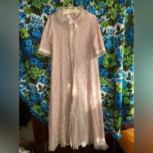 Vintage Odette Barsa satin and lace dressing gown robe